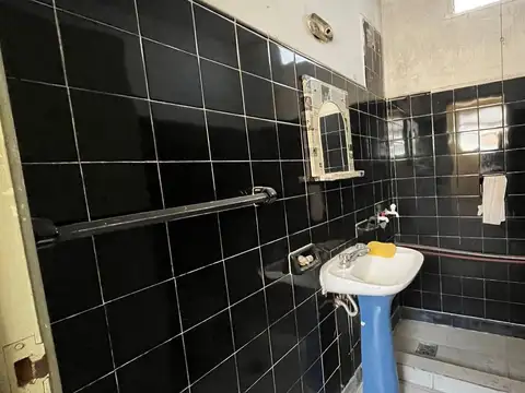 Depto Tipo Casa en Venta 57 años