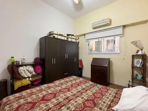 Uriburu 600, Piso 2