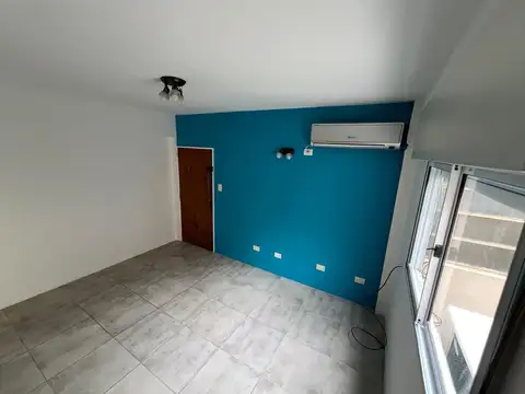 Departamento en Alquiler en Pompeya, $ 650.000
