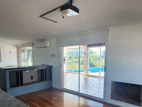 CASA EN ALQUILER CINCO LOMAS 3 DORM PILETA QUINCHO