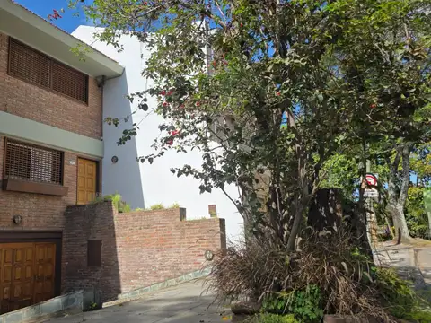 Casa en Alquiler de 3 dormitorios
