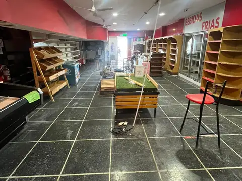 VENTA  EXCELENTE LOCAL SOBRE COSTANERA