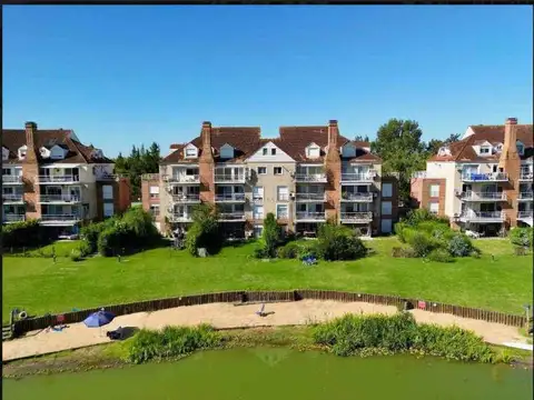 Venta Departamento 4 amb en Barrio SANTA BARBARA