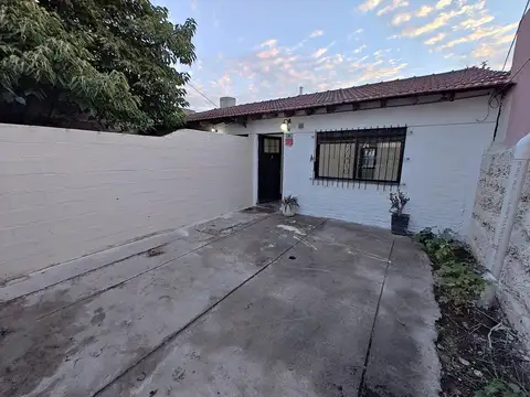 Departamento en  alquiler en Rafael Castillo