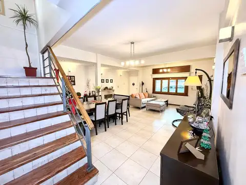 VENTA CASA 5 AMBIENTES BARRACAS JARDIN TERRAZA