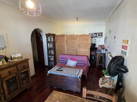 Departamento en Venta en Parque Chacabuco, USD 135.000