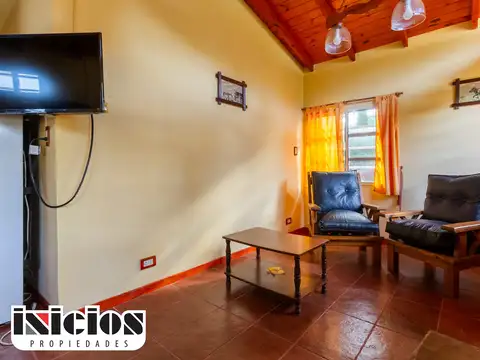 Casa 3 ambientes con 1 baño