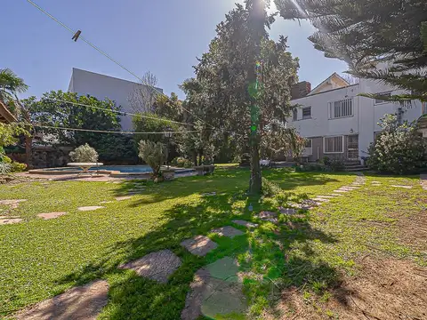 VENTA LOTE 1800 M2 VILLA LUZURIAGA