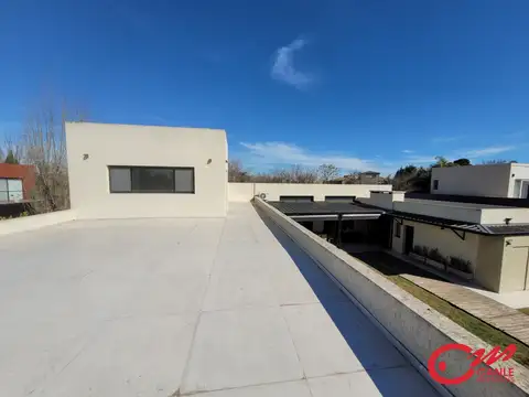 Casa en Venta en Haras Santa Maria, USD 500.000