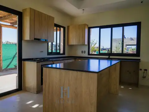 Casa en Venta en Carrodilla la Puntilla, USD 369.000