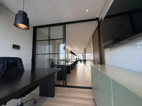 Oficina en excelente ubicacion de zona Guemes