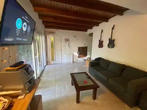 116 entre 77 y 78 2200