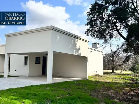 Venta importante casa a estrenar en Medal Pilar -  Gran Lote al Golf