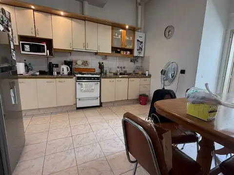 Departamento en Venta de 6 ambientes