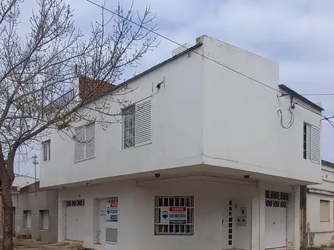 VENTA 2 DEPARTAMENTOS +COCHERA +OFICINA COMERCIAL