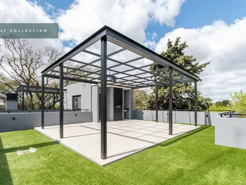 Divino departamento en venta con terraza propia y cochera doble sobre la Av. Libertador, Acassuso.