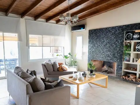 Casa en Venta en Tafi Viejo, USD 250.000