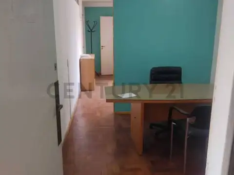 Oficina en Venta 55 años