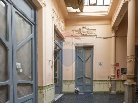VENTA CENTRO EDIFICIO PENSION Y 2 LOCALES RENTADOS