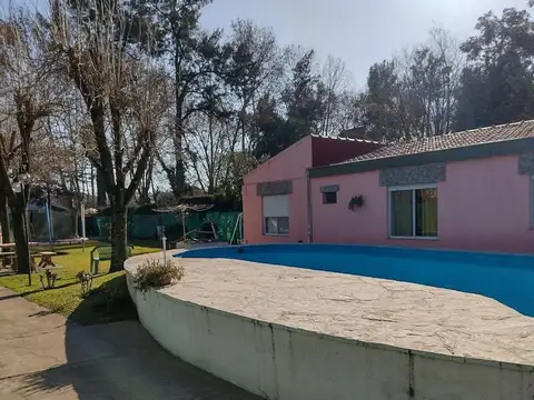 VENTA casa tipo QUINTA con pileta + DEPTO 3 ambientes
