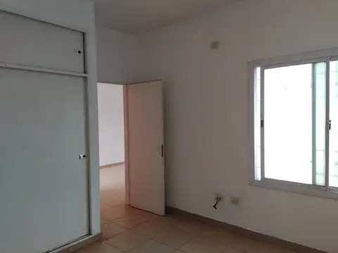 Departamento en Alquiler en San Antonio de Padua, $ 600.000