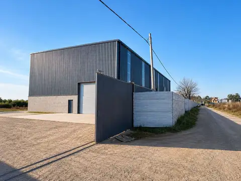 VENTA POLO INDUSTRIAL GALPONES A METROS PANAMERICANA 