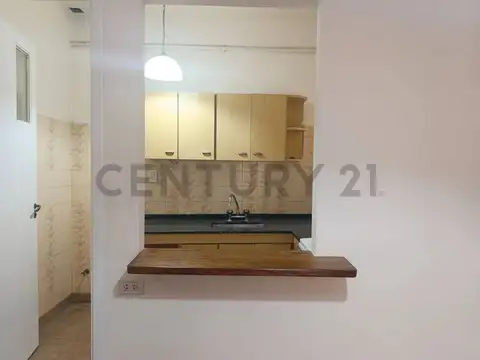 Departamento 2 ambientes en venta con patio! en Caballito