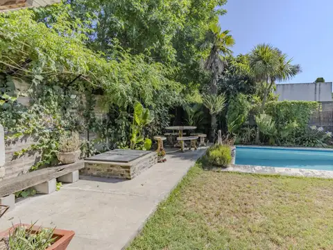 Casa en Venta con 1 cochera