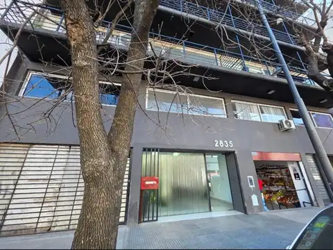 Av Triunvirato 2800 6°E V Ortuzar 2amb contrafr a estr u$120.000 
