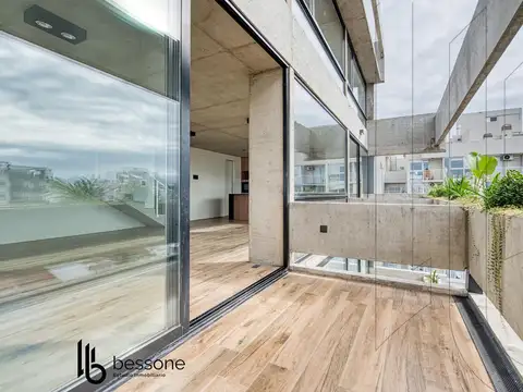 OPORTUNIDAD 4 AMBIENTES QUINCO PROPIO 2 COCHERAS Y BAULERA