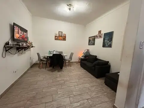 Depto Tipo Casa en Venta de 2 ambientes