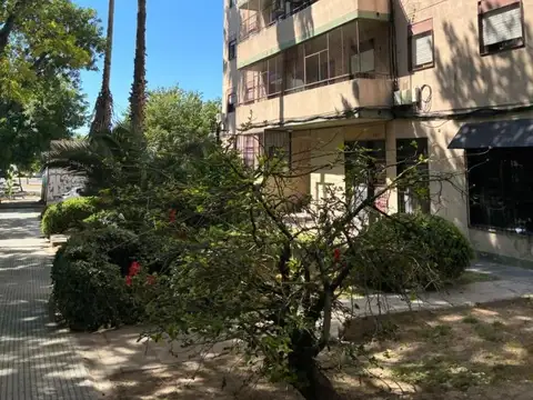 HERMOSO DPTO 3 AMB AL FTE CON BALCON ATERRAZADO