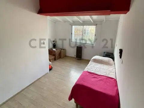 CASA EN VENTA BURZACO