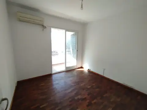 Departamento en Alquiler en General Paz, $ 850.000