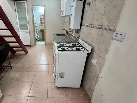Maza 1500, Piso pb