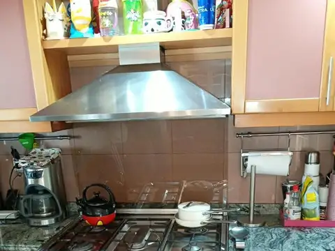 Casa en Venta con 3 cocheras
