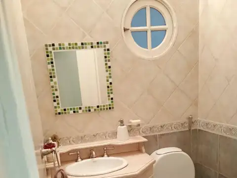 CASA EN VENTA EN HAEDO