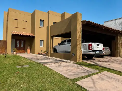 Casa en Venta de 4 dormitorios