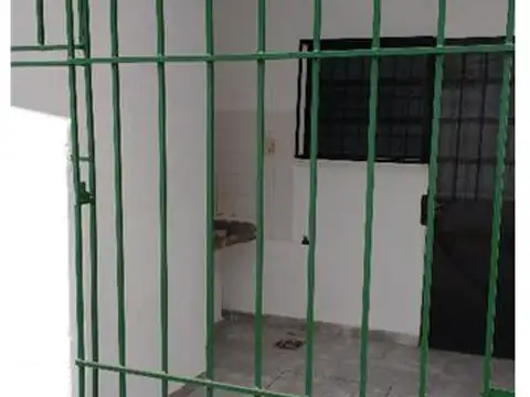 Casa en Alquiler en Villa Perrando, $ 450.000