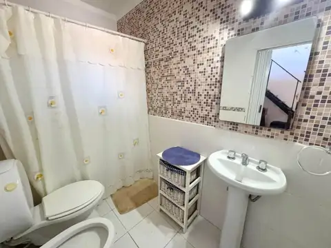 Depto Tipo Casa 2 ambientes con 1 baño