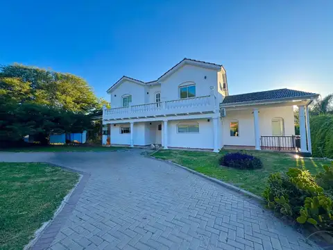 Casa en Venta en 4 Hojas, Villa Allende