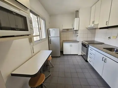 Departamento en Alquiler con 1 cocheras