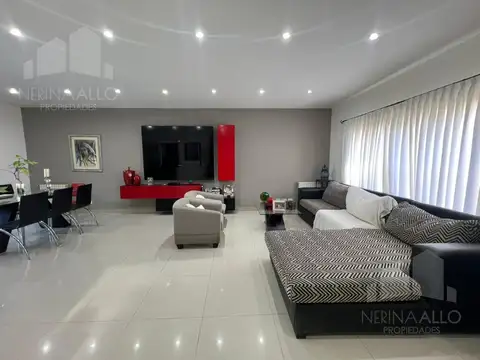 Casa en Venta de 4 dormitorios