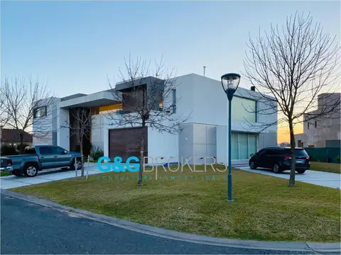 Casa en Venta 1 año