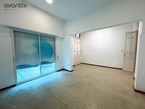 Oficina en Alquiler con 1 cochera