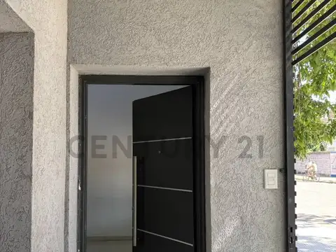 Oficina 4 ambientes con 1 baño