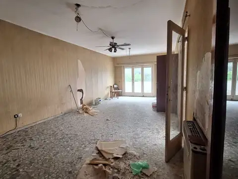 Venta de Departamento 3 Dormitorios a refaccionar, La Plata