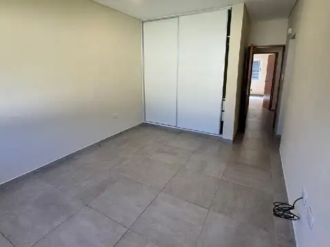 CF1196 - CASA EN VENTA Z/ AV. CABO DE HORNOS Y AV. COCOMAROLA