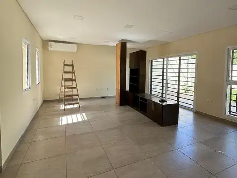 Av. Cabo de Hornos y Av. Cocomarola