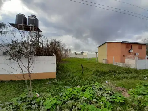 Terreno en Venta en Esquina, USD 13.000